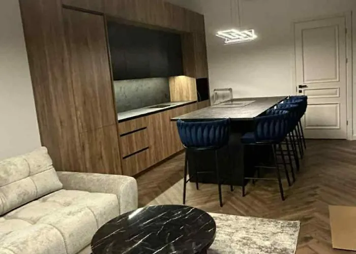 Euroliux With Free Parking