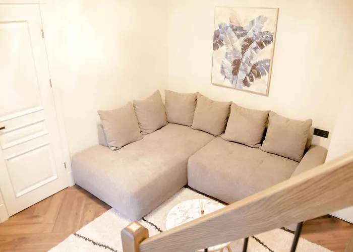 Euroliux With Free Parking *