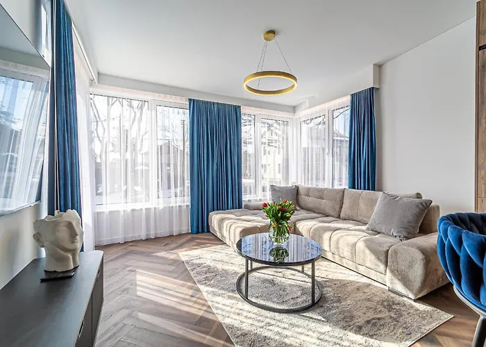 Апартаменты Euroliux With Free Parking